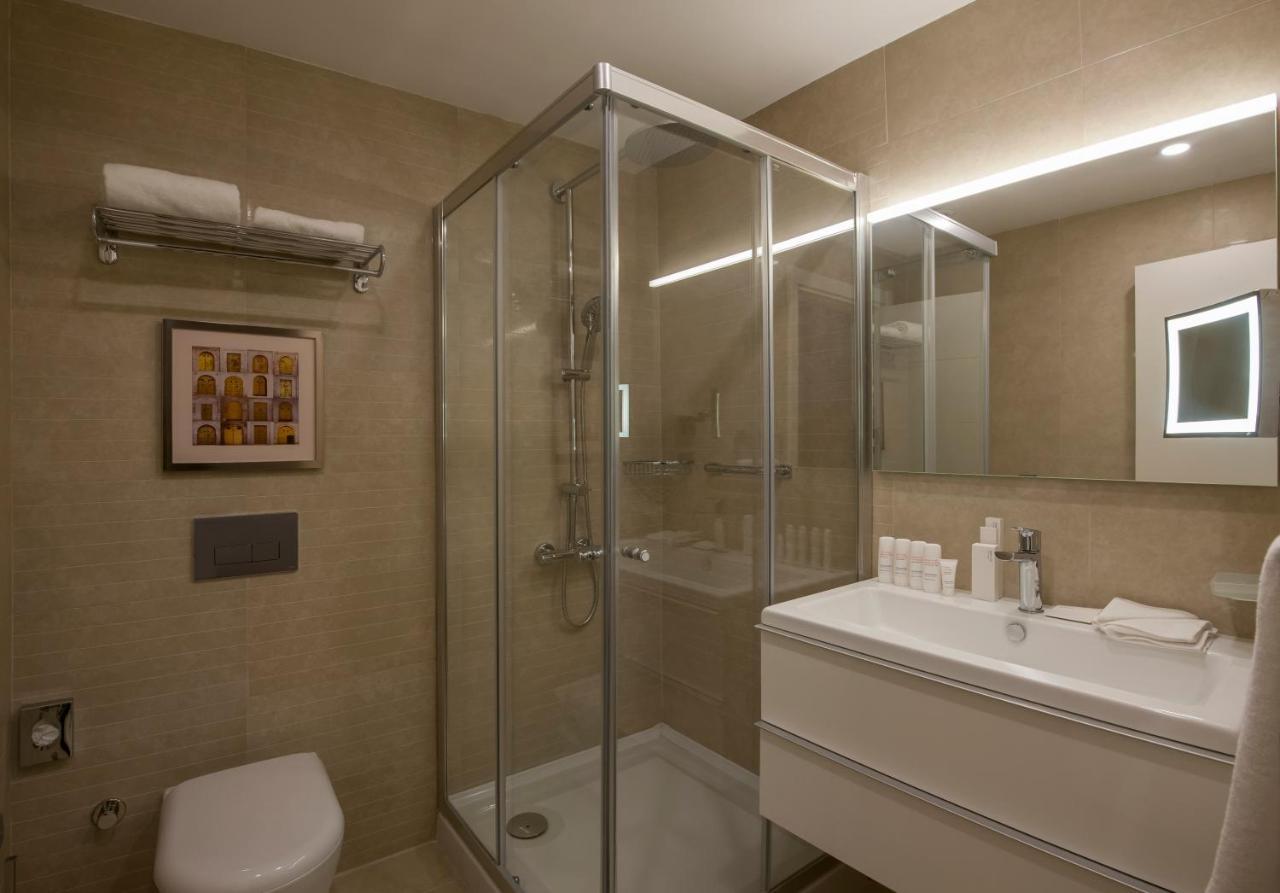 The Superior Living Batisehir Apartment Istanbul Exterior photo