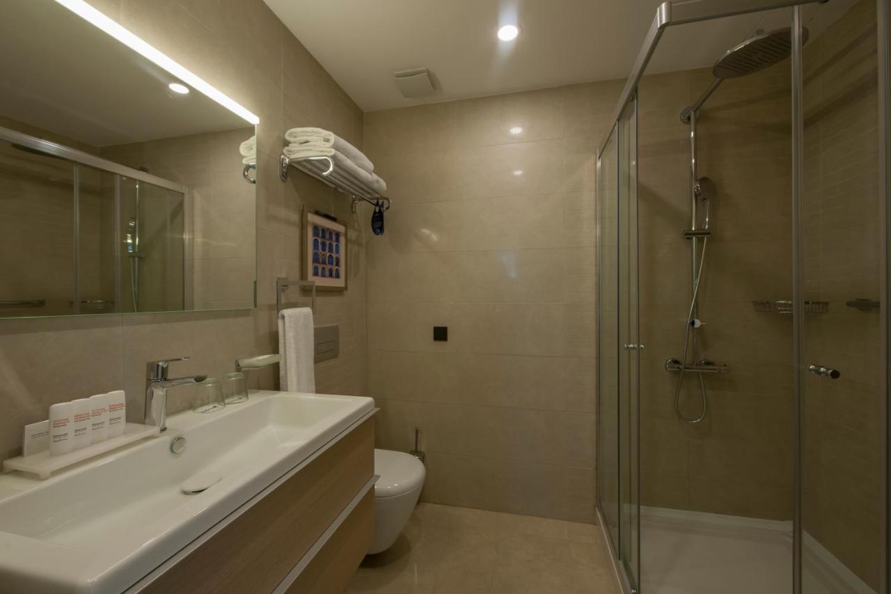 The Superior Living Batisehir Apartment Istanbul Exterior photo